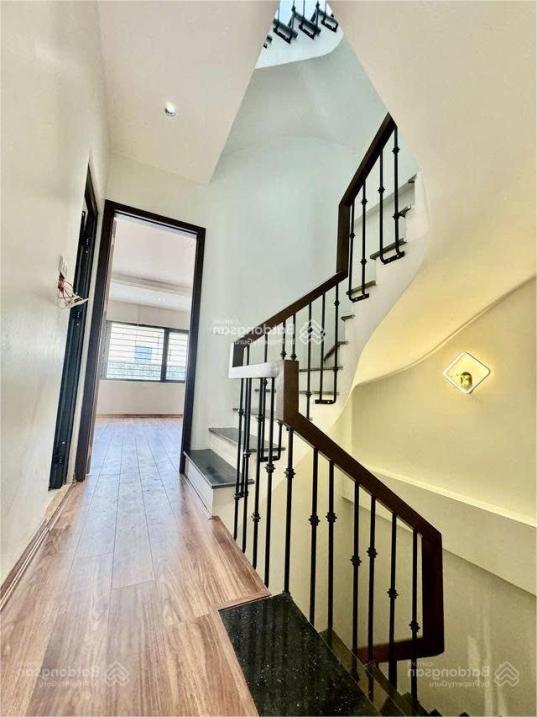 🏡 Bán nhà HXH 5m 3/2, Q.10, gần Vạn Hạnh Mall, 8.x tỷ! - Ảnh chính